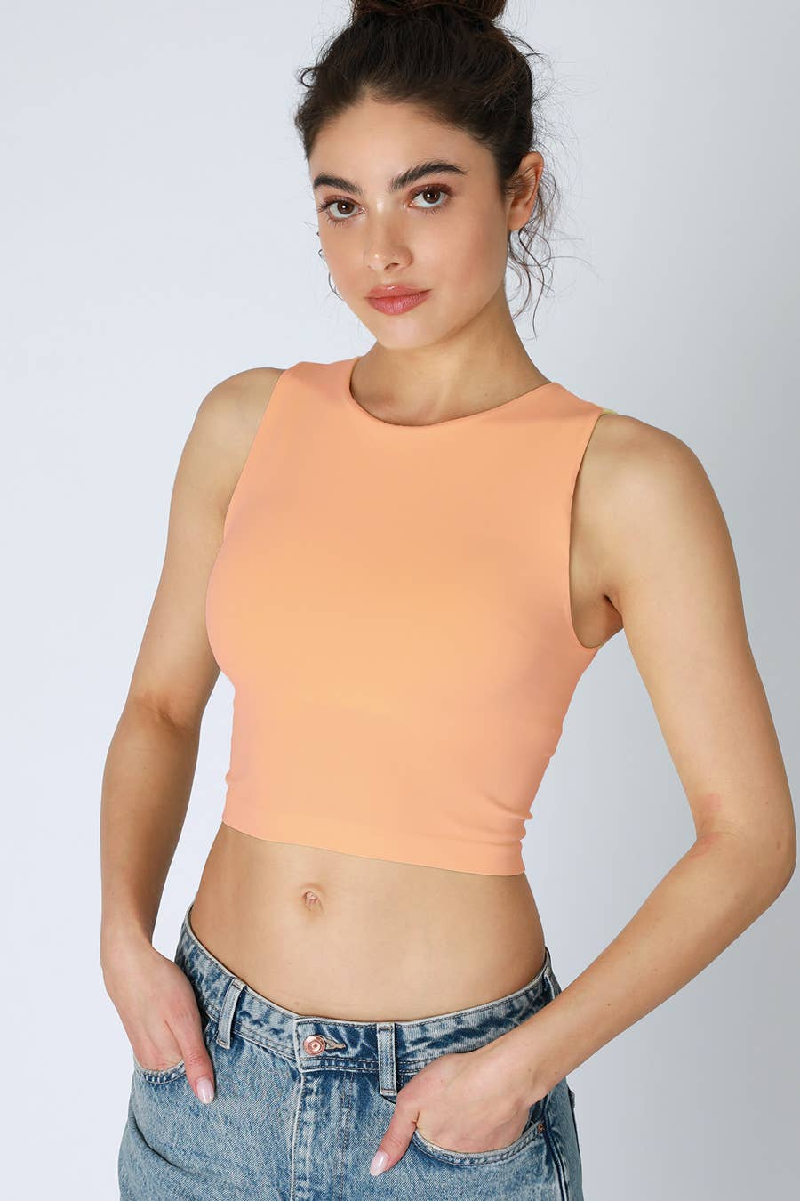 Clean Line Crew Neck Crop Top | Pistachio Cream