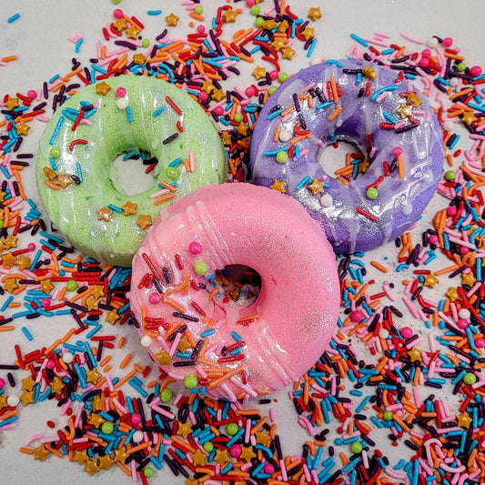 Donut Dream Bath Bombs: Strawberry
