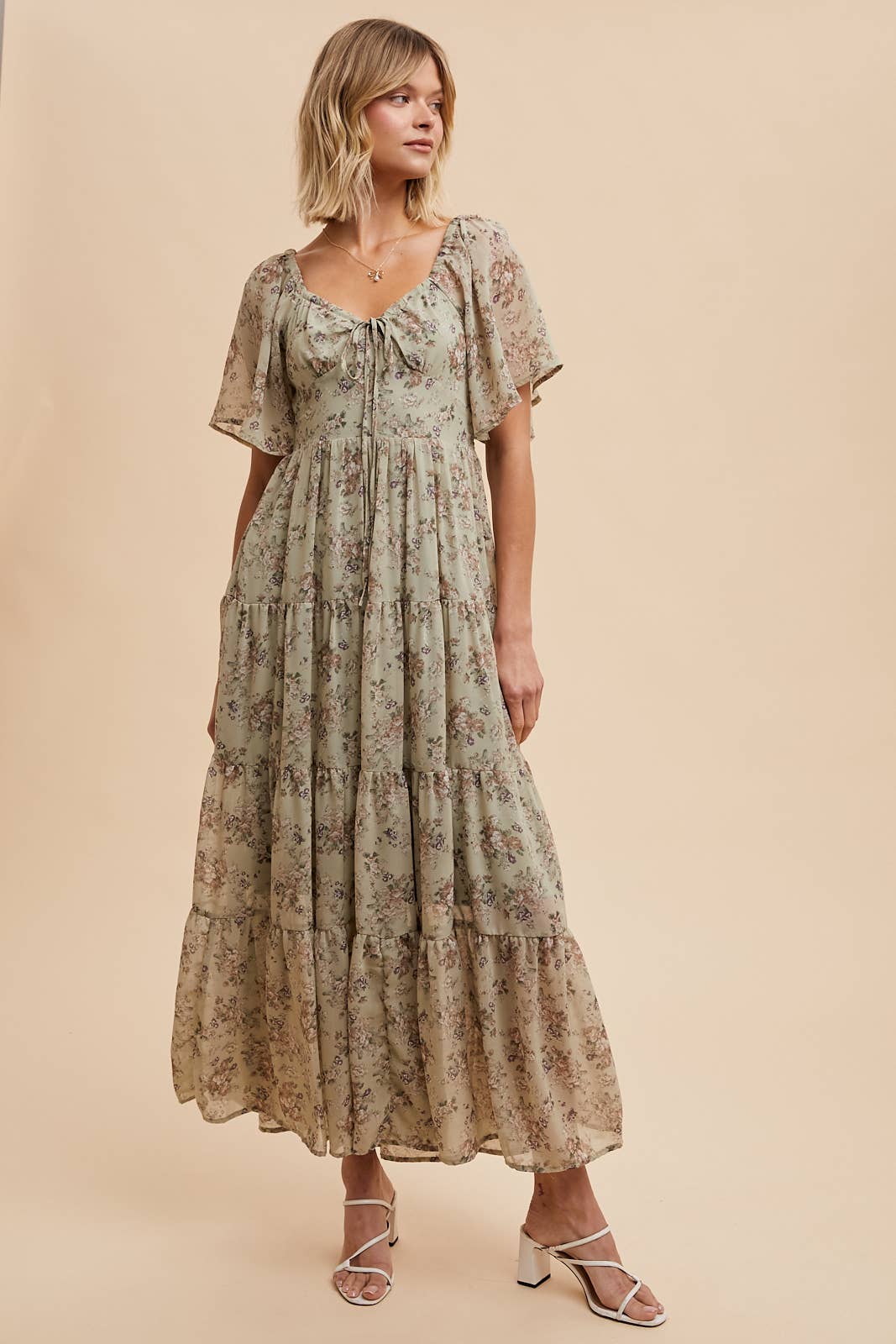 Delanie Ditsy Floral Maxi Dress