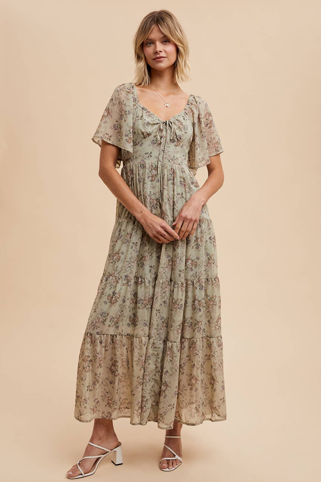 Delanie Ditsy Floral Maxi Dress